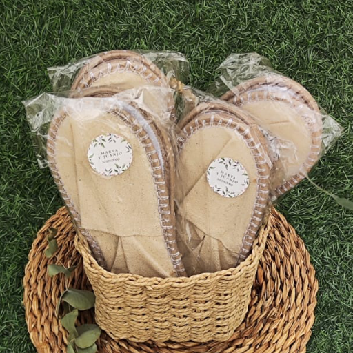 ALPARGATA + PEGATINA